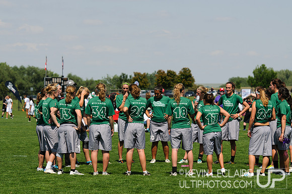 2012 USAU D-I College Championships Friday Action
