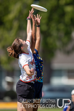 Day 2 of the USA Ultimate D-I College Championships