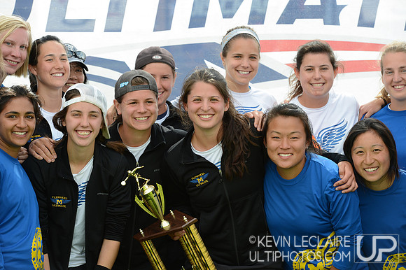2012 USAU D-I College Championships Sunday Action