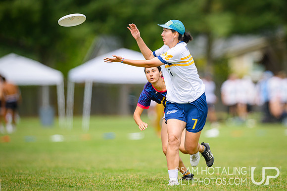 Pool play at USAU D-I College Championships