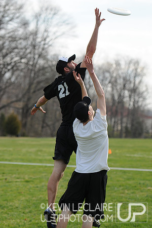 Fools Fest 2011 - Saturday Round 1 Action