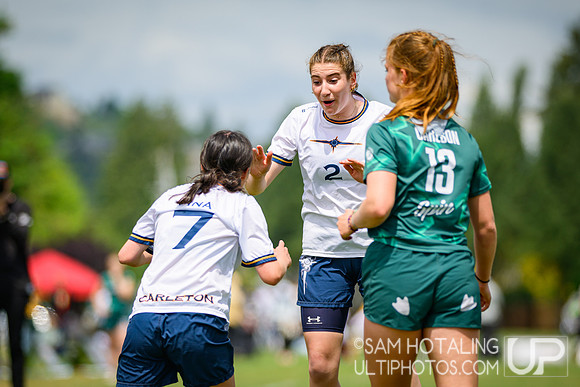 Pool play at USAU D-I College Championships