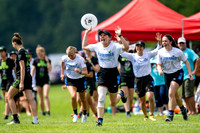 Blueberries vs Ellipsis in pool play at World Ultimate Club Championships