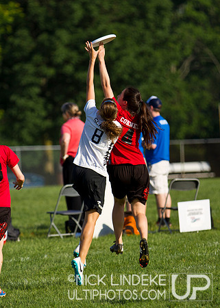 2014 USAU D-I College Champs Sunday Action