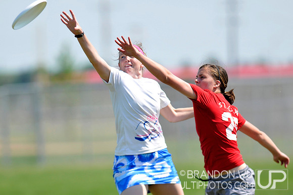 Saturday Women's Pool Play & Crossovers - 2012 USAU D-III College Championships