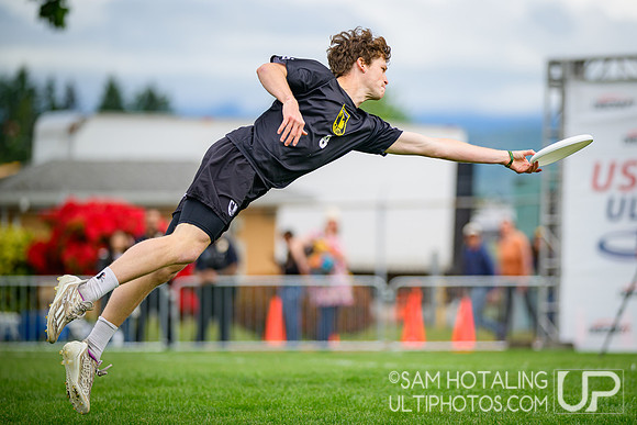 Highlights: finals at USAU D-I College Championships
