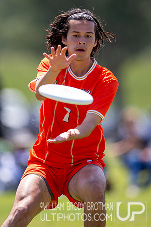 Day 2 of the USA Ultimate D-I College Championships