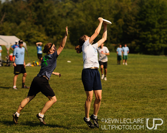 Sunday Elite Mixed Playoffs action -- Chesapeake Open 2010