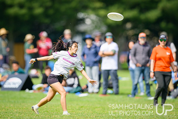 Pool play at USAU D-I College Championships