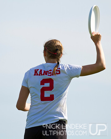 2014 USAU D-I College Champs Saturday Action
