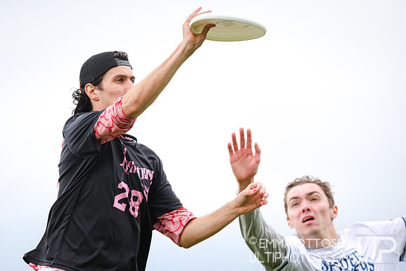 Saturday full coverage from USAU D-IIII College Championships, Pool Play Round 1: Claremont vs Richmond