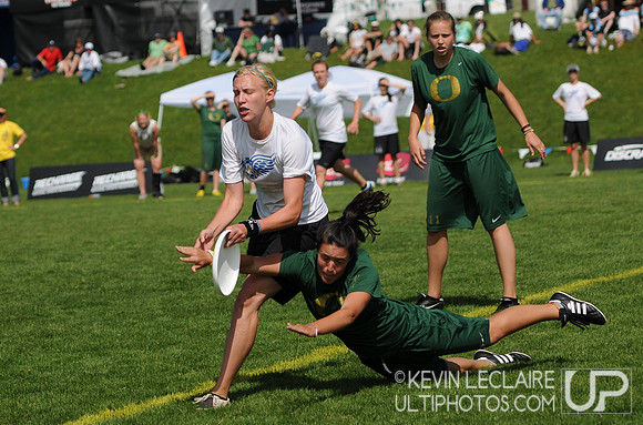 Sunday Photo Highlights Preview -- 2011 USAU College Championship