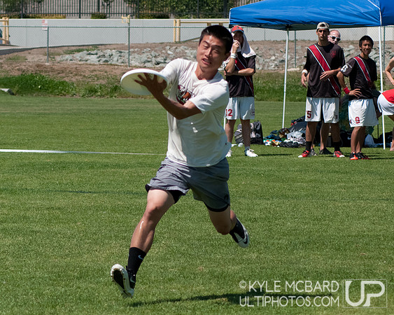 Sunday open action from NorCal D-I Sectionals 2012