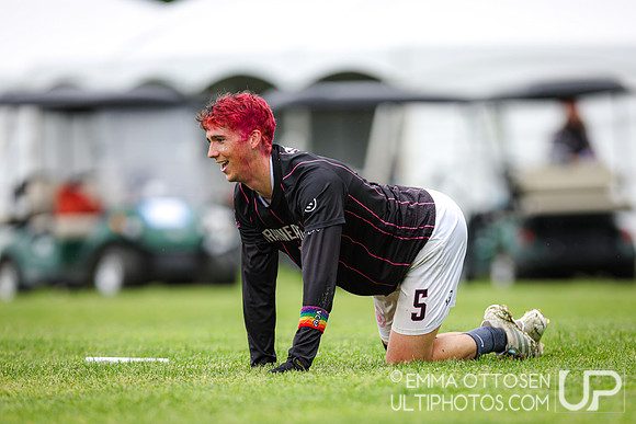 Saturday full coverage from USAU D-IIII College Championships, Pool Play Round 1: Claremont vs Richmond