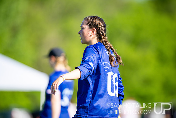 Women’s pool play at USAU DI College Championships