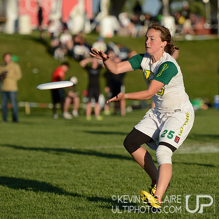 2012 USAU D-I College Championships Sunday Action