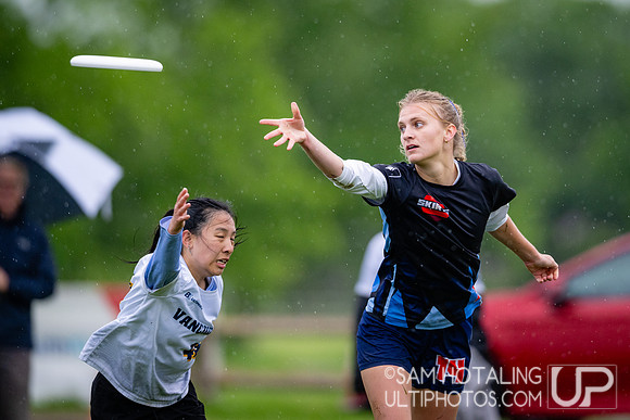 Pre-quarterfinals at USAU DI College Championships