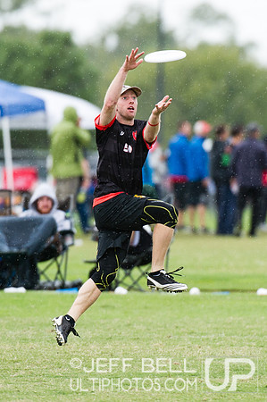 USAU_Nationals_2013_Friday_20131018_135432_JBP5079