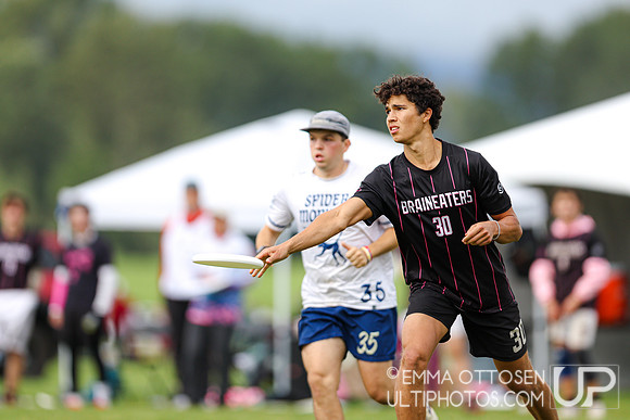 Saturday full coverage from USAU D-IIII College Championships, Pool Play Round 1: Claremont vs Richmond