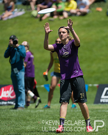 2012 USAU D-I College Championship Game Action