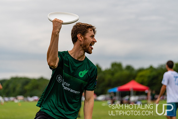 Gentle vs Guayota in pool play at World Ultimate Club Championships