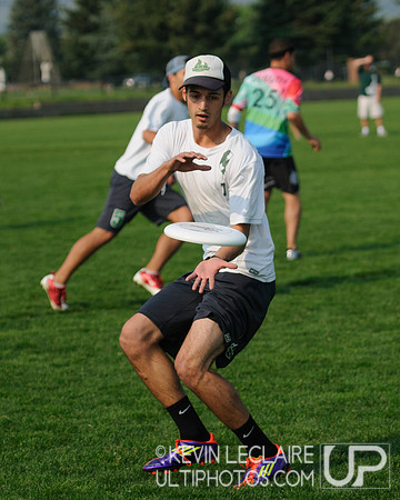 2012 USAU D-I College Championships Saturday Action