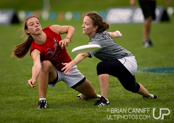 UCSB vs. Stanford -- Semifinals -- 2011 USAU College Championships