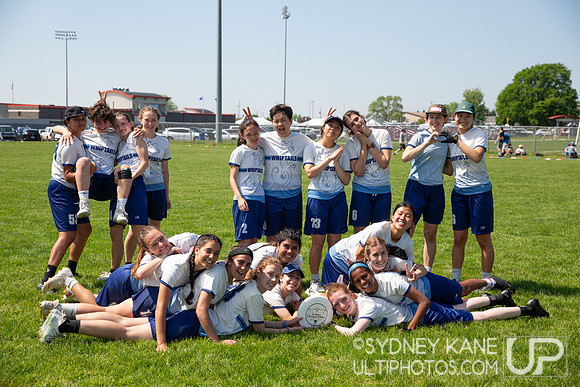 Wellesley Team Photo 2024 USA Ultimate Division III College Cham