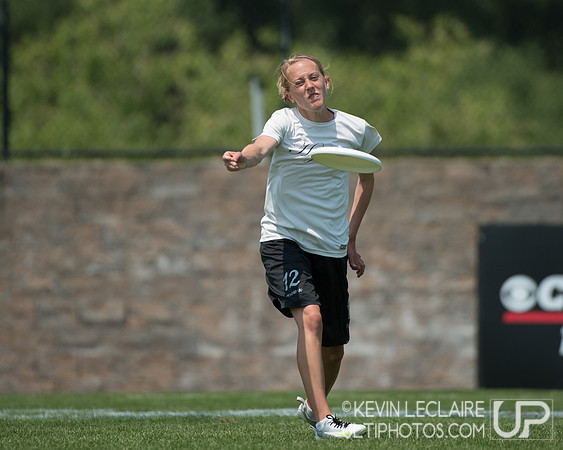 2012 USAU D-I College Championships Saturday Action