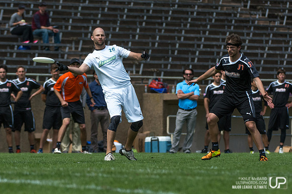 SF Dogfish v. Seattle Rainmakers at Boxer Stadium 4/12/2014