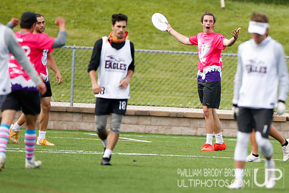 Day 2 of USA Ultimate 2022 D-III College Championships