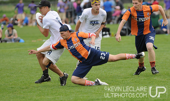 Saturday 2:30pm round -- 2011 USAU College Championships