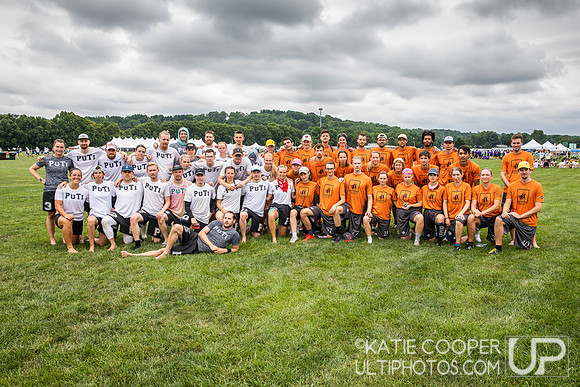 PuTi and W.underteam team photo