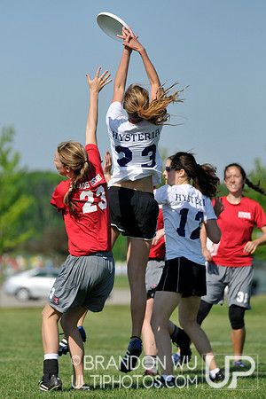 Saturday Women's Pool Play & Crossovers - 2012 USAU D-III College Championships