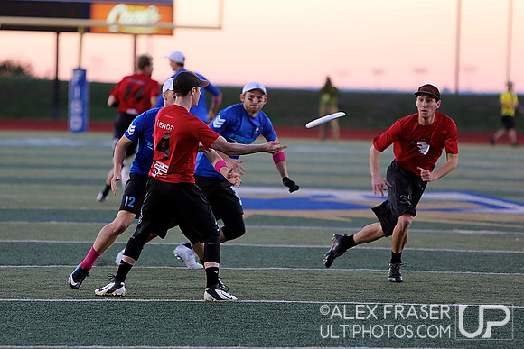 Saturday - Men's Semis - 2013 USAU National Championships