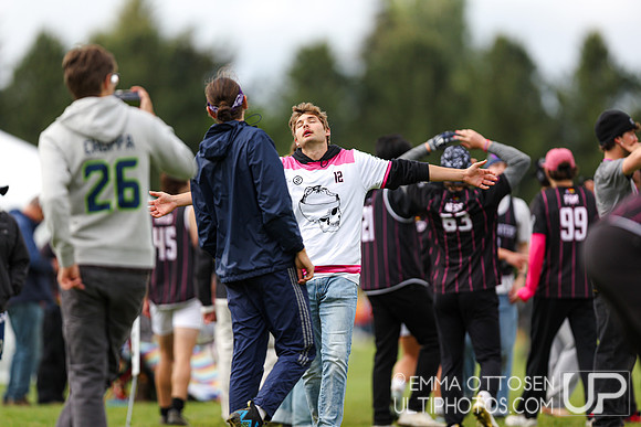 Saturday full coverage from USAU D-IIII College Championships, Pool Play Round 1: Claremont vs Richmond