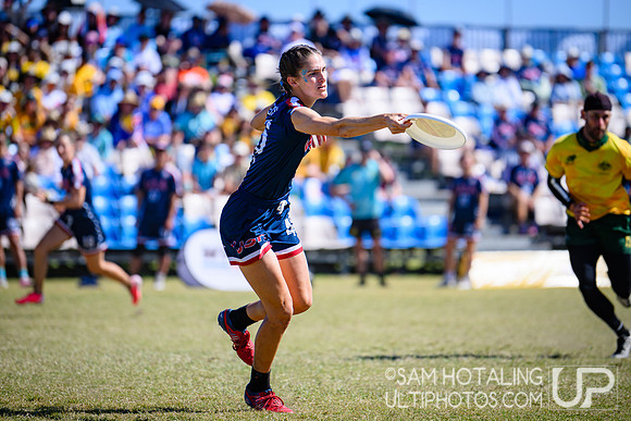 Mixed semifinals during World Ultimate Championships at Runaway Bay Precinct