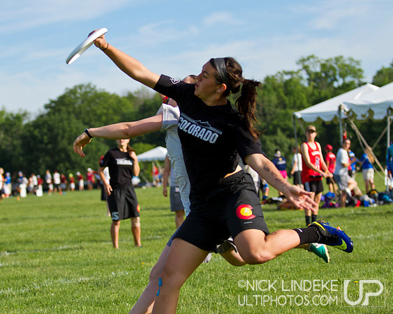 2014 USAU D-I College Champs Sunday Action