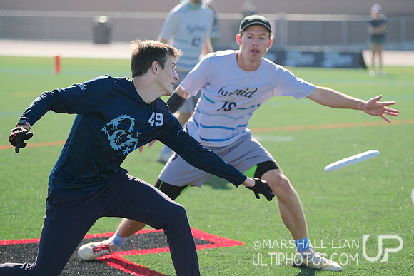 Drag'n Thrust vs Hybrid semifinal