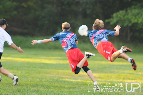 Sunday Elite Open Playoff action -- Chesapeake Open 2010