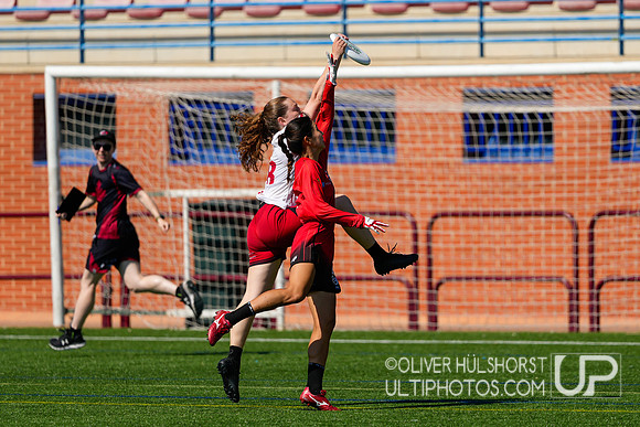 Canada v Japan Women´s Semi - WU24 Friday