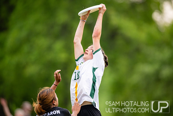 Pool play at USAU D1 College Championships