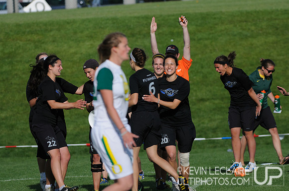2012 USAU D-I College Championships Sunday Action