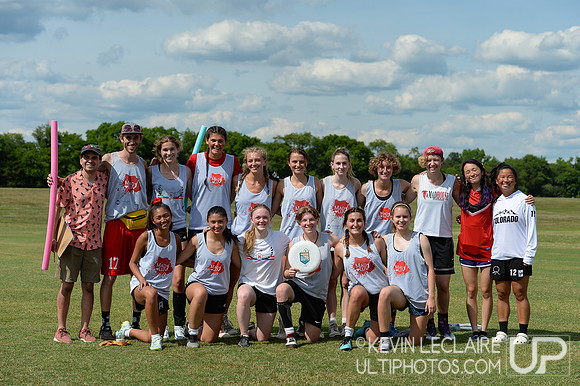 Madison MadLUV Team Photo - HSNI 2022