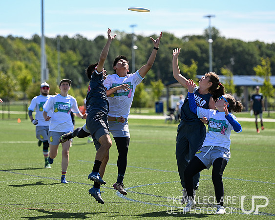 2022 Mid-Atlantic Regionals Saturday action