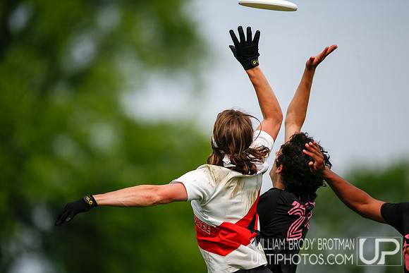 Day 1 of USA Ultimate 2022 D-III College Championships.