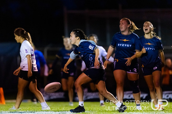 Sunday Highlights from USAU D-I College Championship semi-finals