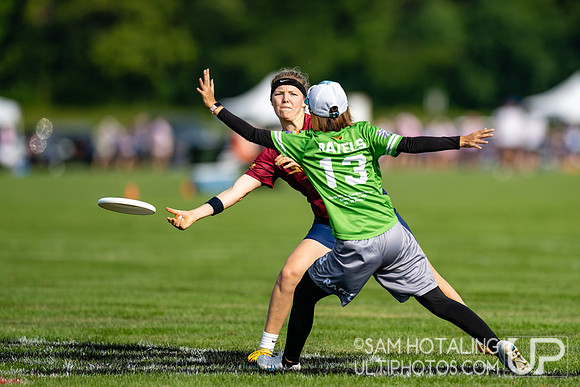GRUT vs RATELS in pool play at World Ultimate Club Championships