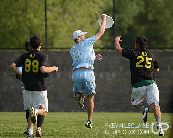 2012 USAU D-I College Championships Saturday Action