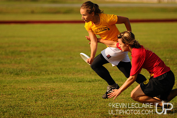 Saturday Women's division action -- Chesapeake Open 2010